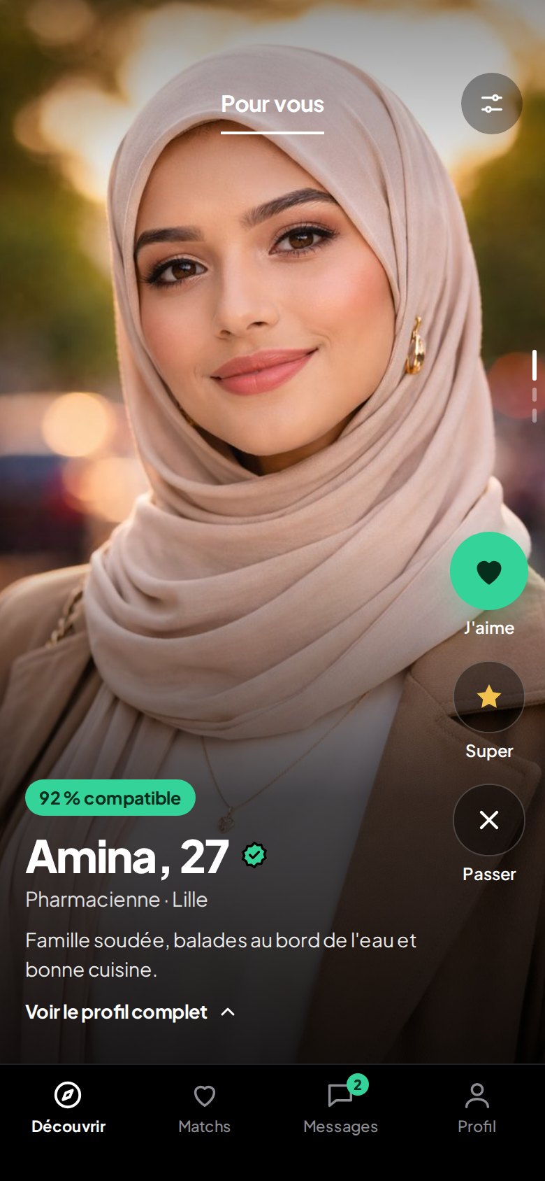 Écran Découvrir de ZemZem : le profil d'Amina, 92 % compatible